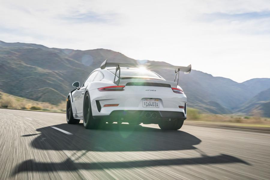  Porsche 911 GT3 RS (991) 2018 года  (NA) (фото 23 из 40)